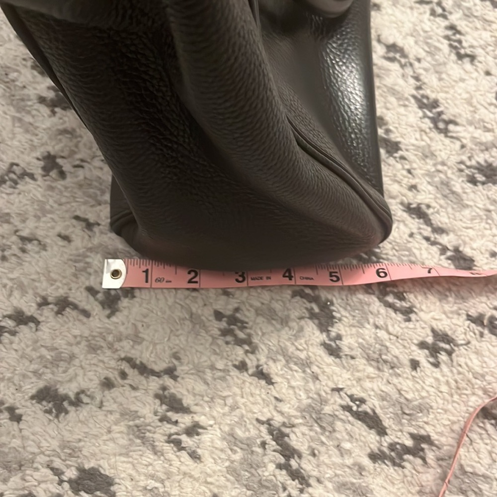 Kate Spade Tote - Picture 14 of 14